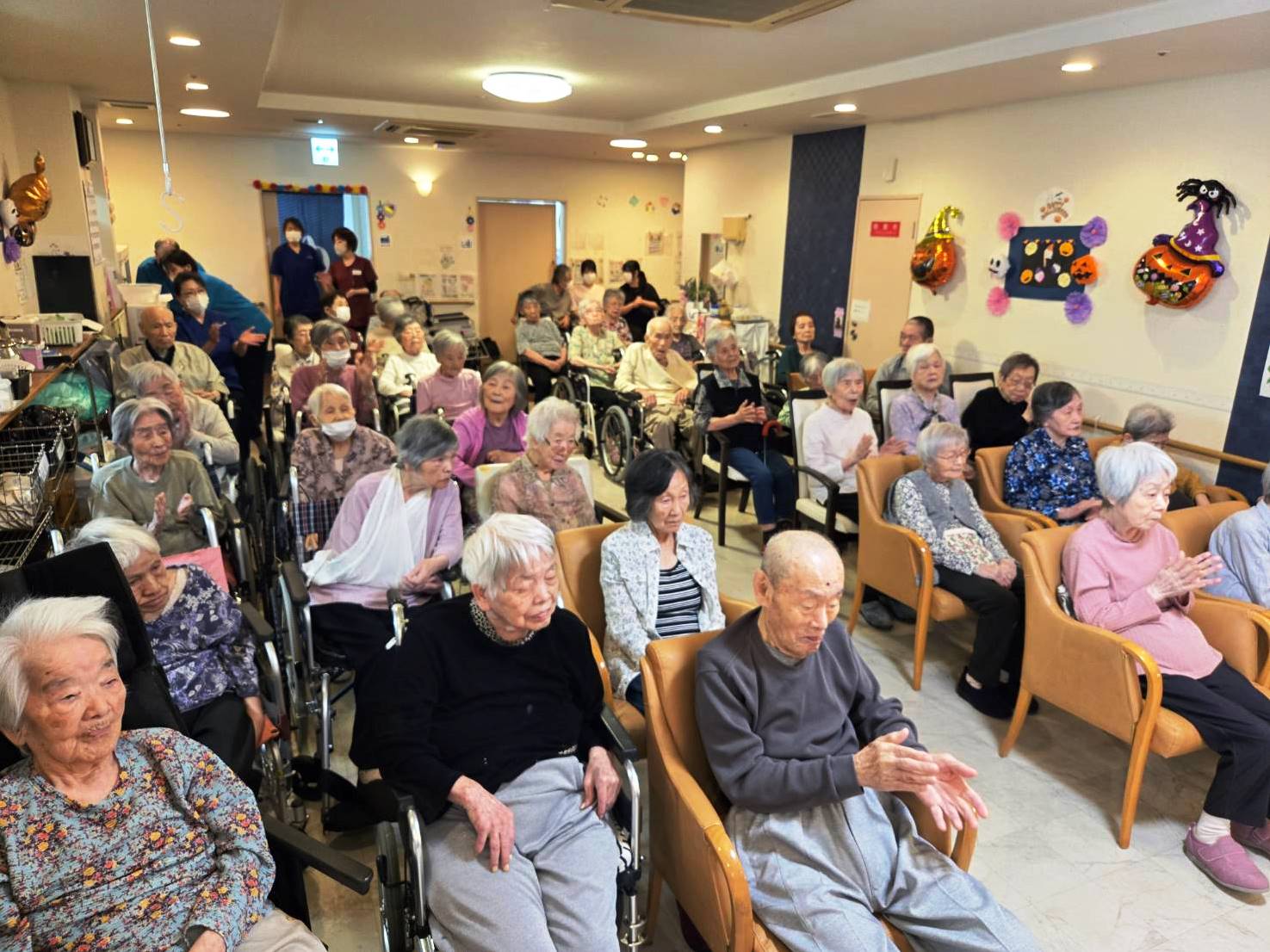 記事 なにわ演芸（クルーヴ豊中・服部）のアイキャッチ画像